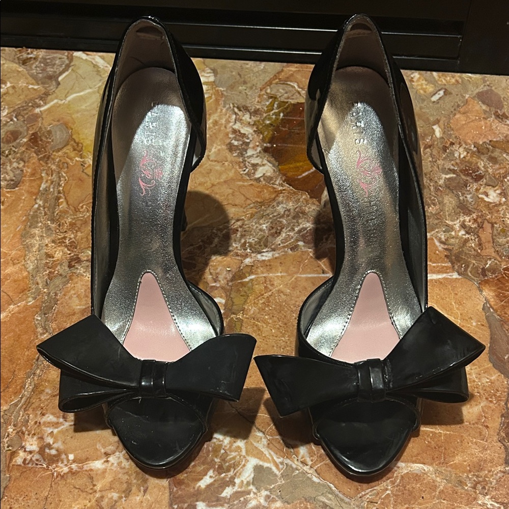 Paris Hilton Black Bow Heels